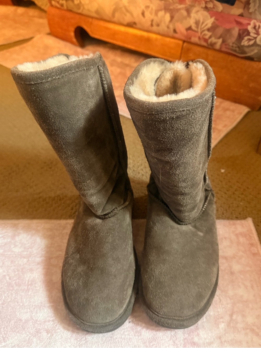Bearpaw Womens Size 9 Brown Suede Lace-Up Winter Boots